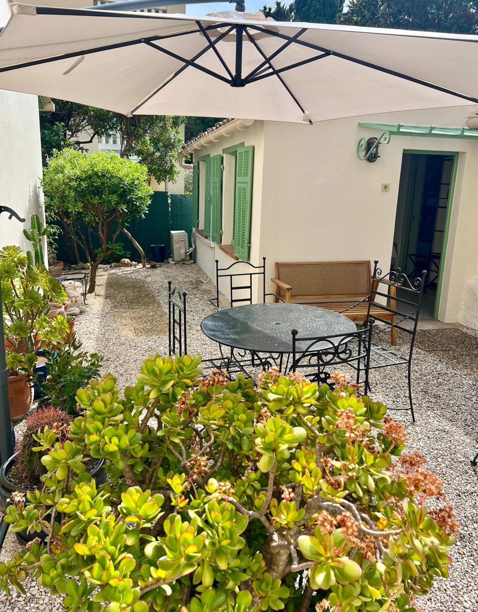Hotel Le Ponteil Antibes Ngoại thất bức ảnh